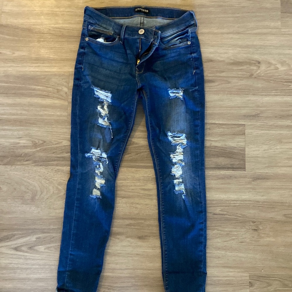 Womens EXPRESS ripped jeans, size 8